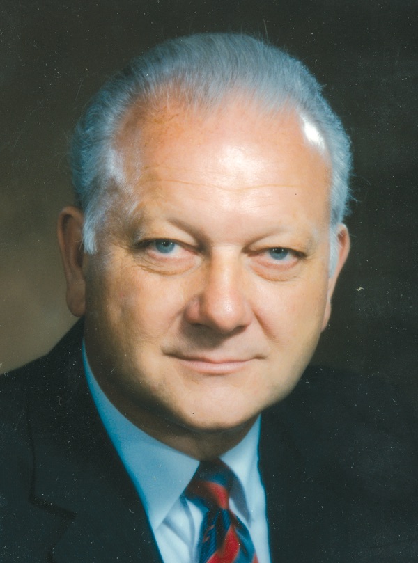 Dr. Robert E. Cooley Headshot